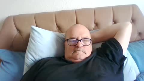 Snapshot of old_fkr chatting on 01.14.25 old_fkr online show from 01.14.25