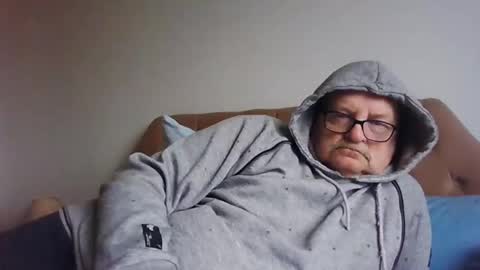 Snapshot of old_fkr chatting on 02.11.25 old_fkr online show from 02.11.25