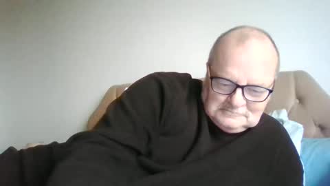 Snapshot of old_fkr chatting on 02.12.25 old_fkr online show from 02.12.25