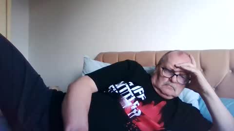 Snapshot of old_fkr chatting on 02.27.25 old_fkr online show from 02.27.25