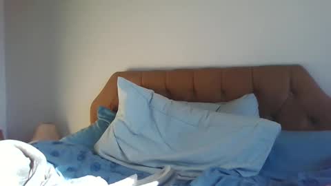 Snapshot of old_fkr chatting on 02.28.25 old_fkr online show from 02.28.25