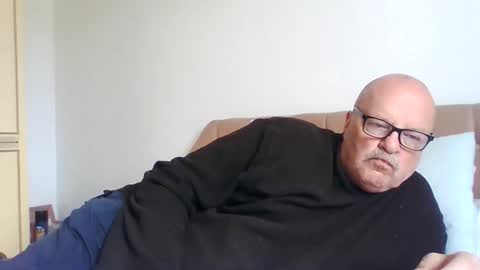 Snapshot of old_fkrr_ chatting on 09.13.25 old_fkrr_ online show from 09.13.25