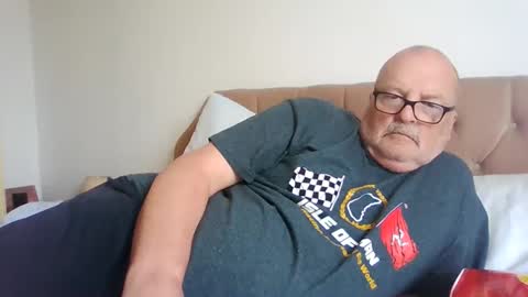 Snapshot of old_fkrr_ chatting on 09.23.25 old_fkrr_ online show from 09.23.25