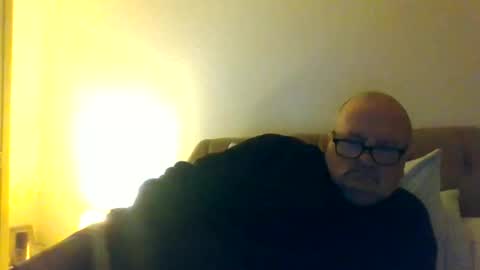 Snapshot of old_fkrr_ chatting on 09.26.25 old_fkrr_ online show from 09.26.25