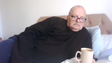 Snapshot of old_fkrr_ chatting on 09.30.25 old_fkrr_ online show from 09.30.25