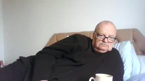 Snapshot of old_fkrr_ chatting on 10.03.25 old_fkrr_ online show from 10.03.25