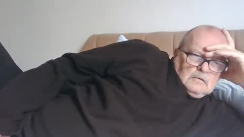 Snapshot of old_fkrr_ chatting on 10.07.25 old_fkrr_ online show from 10.07.25