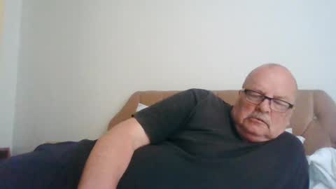 Snapshot of old_fkrr_ chatting on 07.12.26 old_fkrr_ online show from 07.12.26