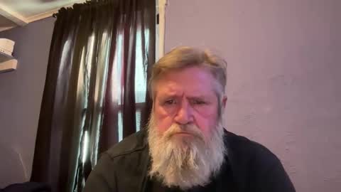 olderguyplayin online show from 04.25.26