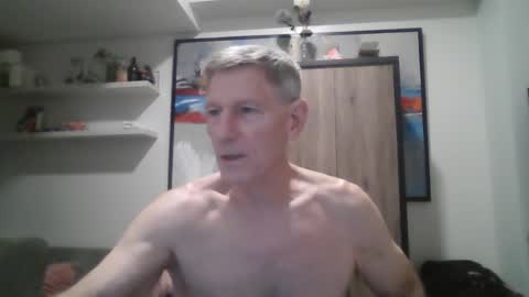 Snapshot of oldgeorge chatting on 09.25.25 George online show from 09.25.25