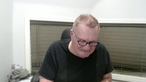 Snapshot of oldguybigd chatting on 04.23.26 oldguybigd online show from 04.23.26