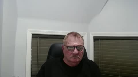 Snapshot of oldguybigd chatting on 04.26.26 oldguybigd online show from 04.26.26