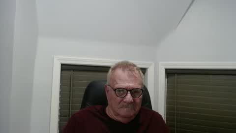 Snapshot of oldguybigd chatting on 05.16.26 oldguybigd online show from 05.16.26
