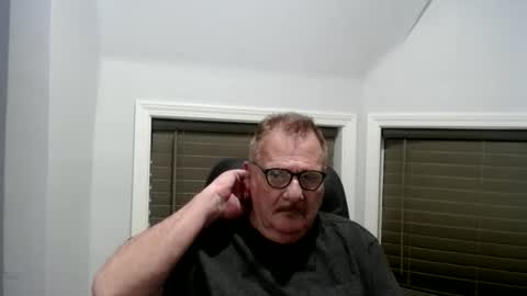 Snapshot of oldguybigd chatting on 06.10.26 oldguybigd online show from 06.10.26