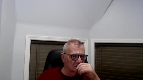 Snapshot of oldguybigd chatting on 07.23.26 oldguybigd online show from 07.23.26
