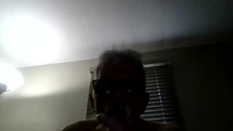 Snapshot of oldmiguy chatting on 03.13.26 OldMIGUY online show from 03.13.26