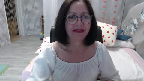 Snapshot of olgahottie chatting on 06.06.26 OlgaHottie online show from 06.06.26