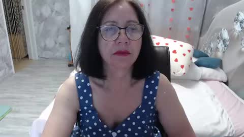 Snapshot of olgahottie chatting on 06.14.26 OlgaHottie online show from 06.14.26