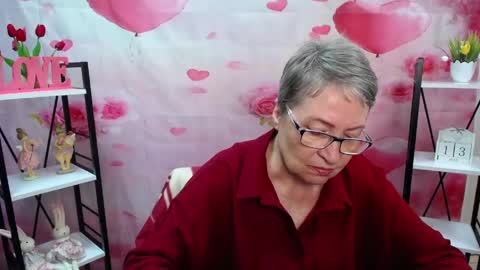 OlgaLuck online show from 05.13.26