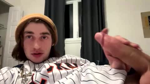 oliboy34 online show from 12.18.25