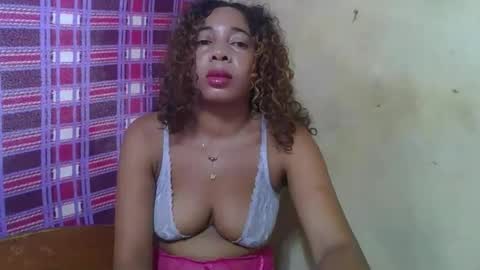 olinaa online show from 04.21.26