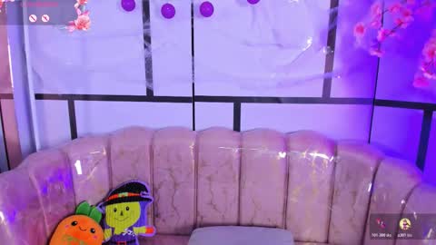 olive  online show from 10.31.25