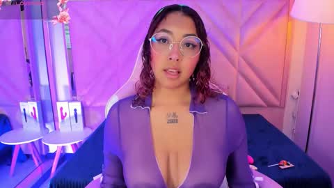 olive  online show from 12.15.25