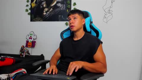 Oliver bray online show from 02.04.25