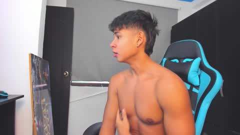 Oliver bray online show from 11.03.25