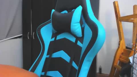 Oliver bray online show from 11.23.25