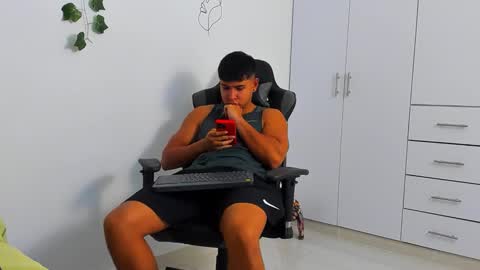 Oliver bray online show from 12.14.25