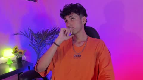 Snapshot of oliver_fast_ chatting on 12.03.24 Oliver fast online show from 12.03.24