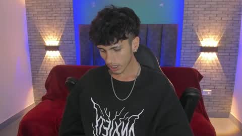 Snapshot of oliver_fast_ chatting on 12.04.24 Oliver fast online show from 12.04.24