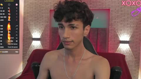 Snapshot of oliver_fast_ chatting on 12.13.24 Oliver fast online show from 12.13.24