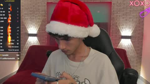 Snapshot of oliver_fast_ chatting on 12.13.24 Oliver fast online show from 12.13.24