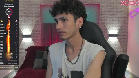 Snapshot of oliver_fast_ chatting on 12.20.24 Oliver fast online show from 12.20.24