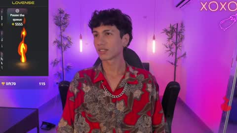 Snapshot of oliver_fast_ chatting on 12.21.24 Oliver fast online show from 12.21.24