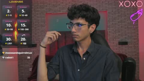 Snapshot of oliver_fast_ chatting on 12.27.24 Oliver fast online show from 12.27.24