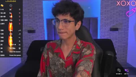 Snapshot of oliver_fast_ chatting on 01.15.25 Oliver fast online show from 01.15.25