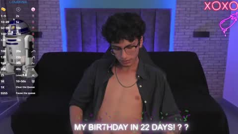 Snapshot of oliver_fast_ chatting on 01.25.25 Oliver fast online show from 01.25.25