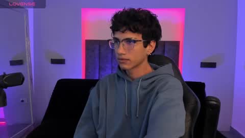 Snapshot of oliver_fast_ chatting on 02.05.25 Oliver fast online show from 02.05.25