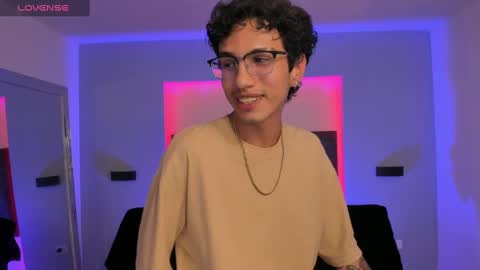 Snapshot of oliver_fast_ chatting on 02.13.25 Oliver fast online show from 02.13.25