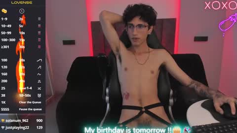 Snapshot of oliver_fast_ chatting on 02.15.25 Oliver fast online show from 02.15.25