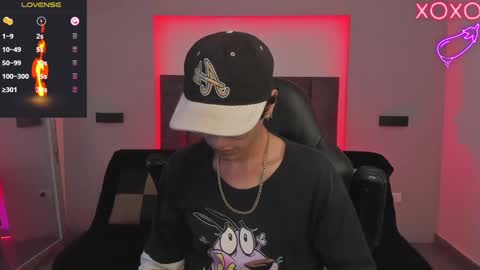 Snapshot of oliver_fast_ chatting on 02.27.25 Oliver fast online show from 02.27.25