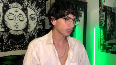 Snapshot of oliver_fast_ chatting on 10.13.25 Oliver fast online show from 10.13.25