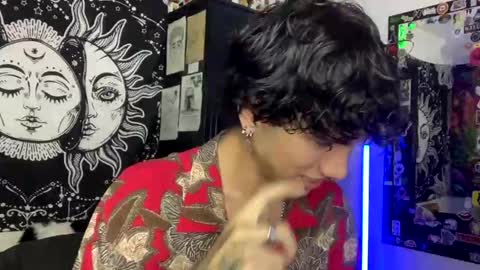 Snapshot of oliver_fast_ chatting on 10.15.25 Oliver fast online show from 10.15.25