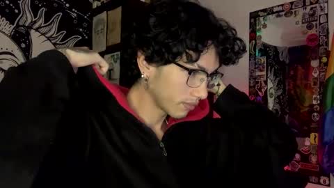 Snapshot of oliver_fast_ chatting on 10.27.25 Oliver fast online show from 10.27.25