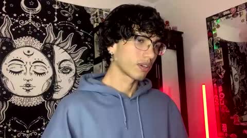 Snapshot of oliver_fast_ chatting on 11.20.25 Oliver fast online show from 11.20.25