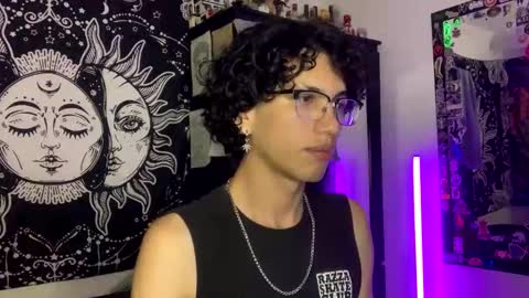 Snapshot of oliver_fast_ chatting on 12.19.25 Oliver fast online show from 12.19.25