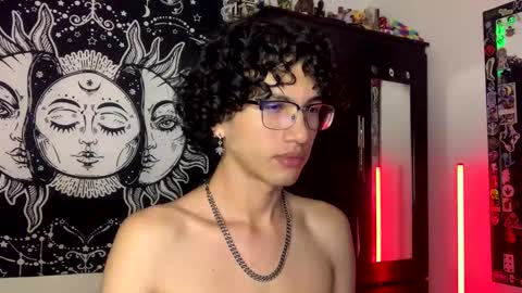 Snapshot of oliver_fast_ chatting on 02.12.26 Oliver fast online show from 02.12.26